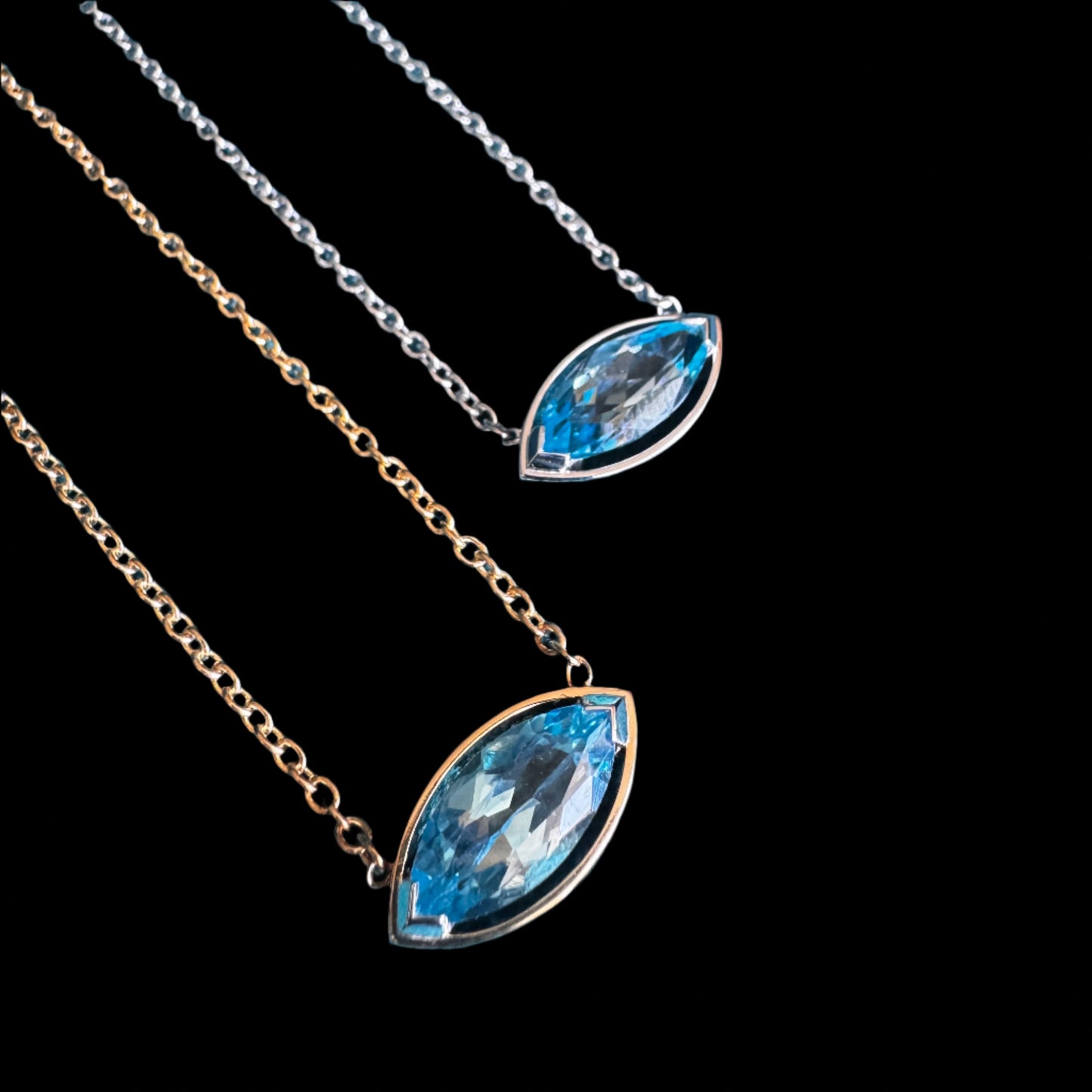Protection Topaz Pendant in Sterling Silver with Rhodium Plating