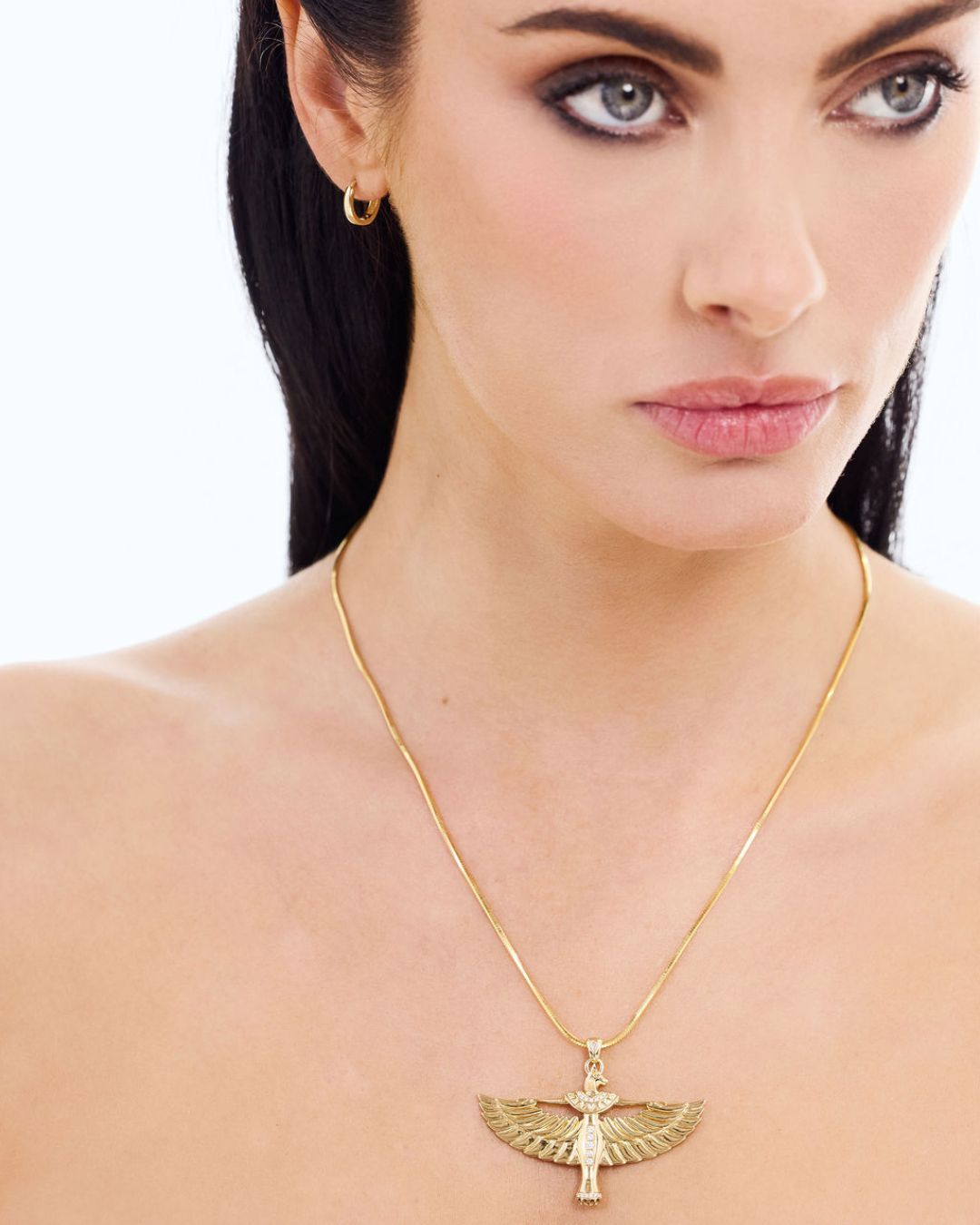 Sphynx Pendant in 18 carat yellow gold with diamonds