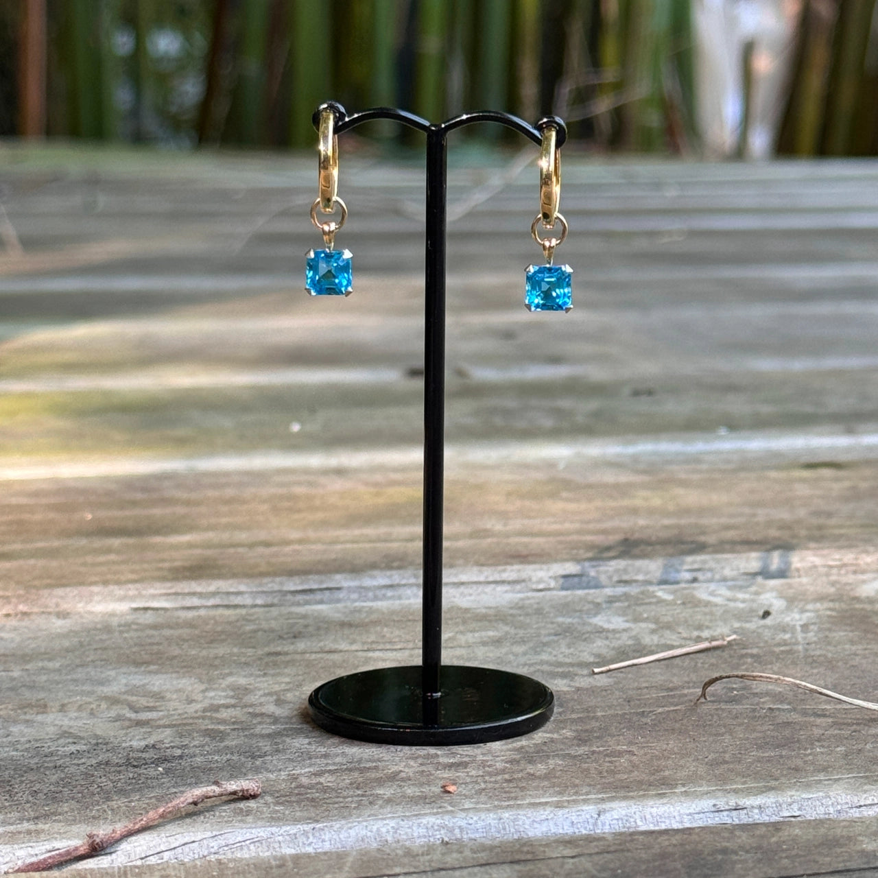 Harlequin Swiss Blue Topaz Earrings in 18 carat Yellow Gold